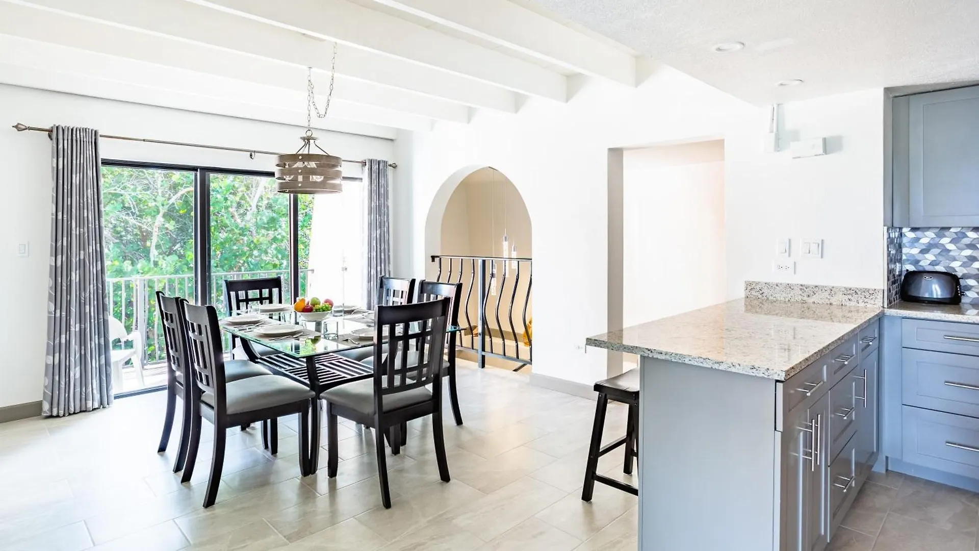 度假居 Beach Living At Villas Pappagallo Bldp West Bay